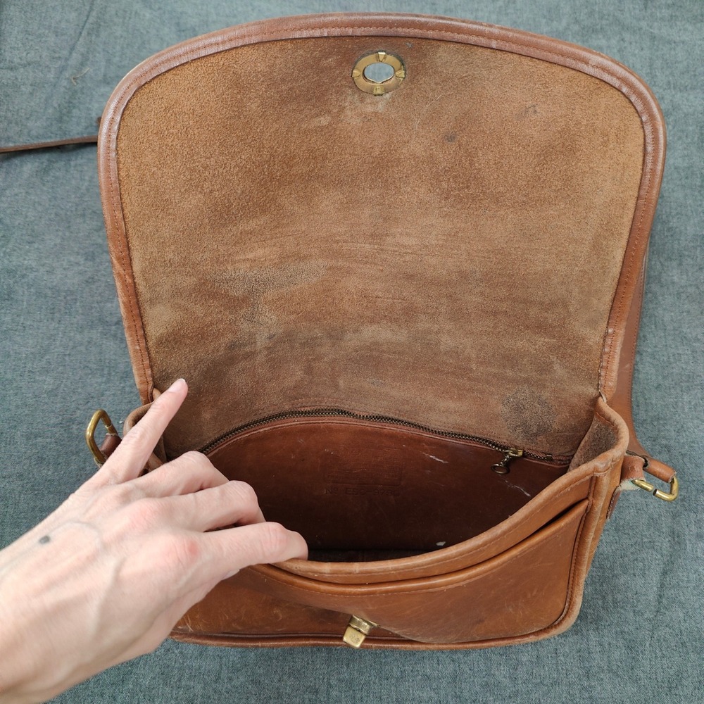 Vintage 90s Coach City Bag Women Medium Tan Leather Turnlock Crossbody AS IS - Picture 5 of 13